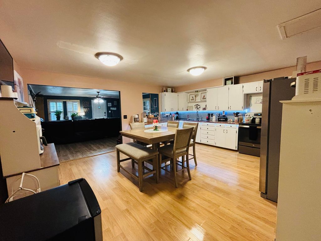 Image 5 of property listing at 2112 San Antonio Street, San Angelo, TX 76901