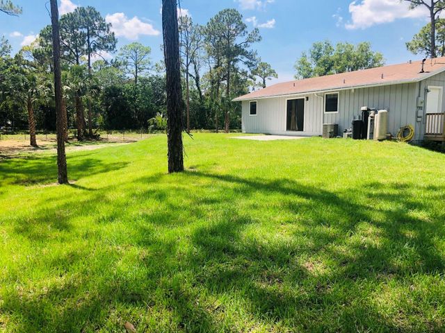 13618 N 51st Place, West Palm Beach, FL 33411