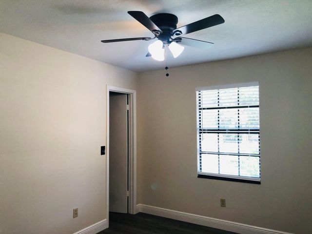 13618 N 51st Place, West Palm Beach, FL 33411