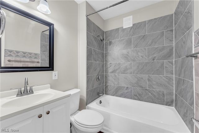 18123 Mccracken Road, Maple Heights, OH 44137