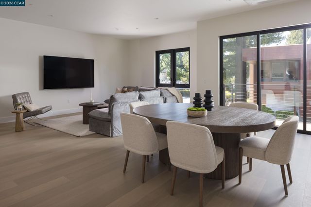 950 Hough Ave 201, Lafayette, CA 94549