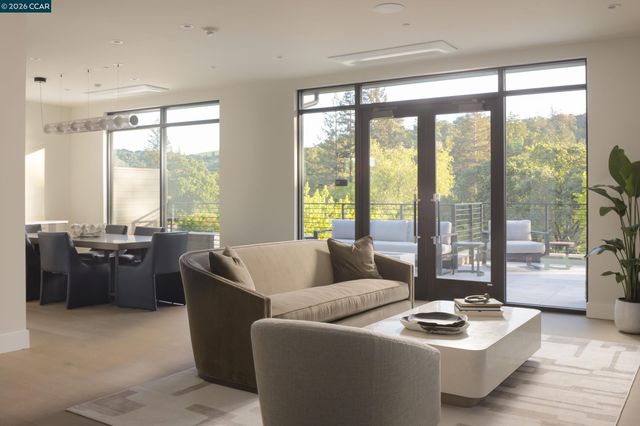 950 Hough Ave 201, Lafayette, CA 94549