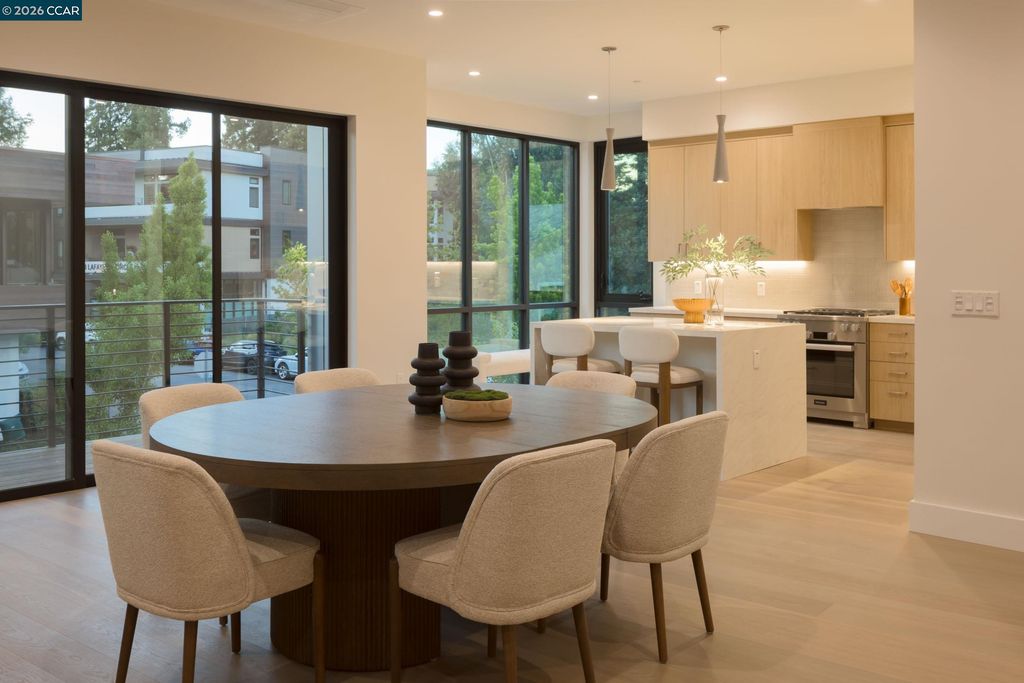 950 Hough Ave 201, Lafayette, CA 94549