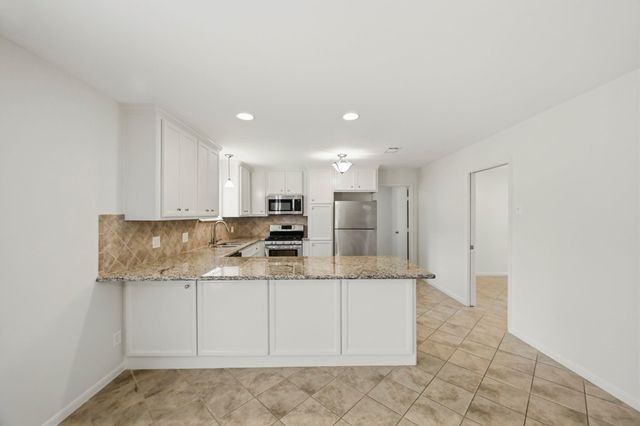 10503 Shadow Wood Drive, Houston, TX 77043