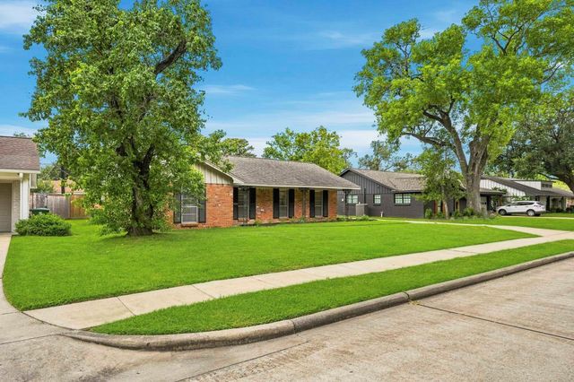 10503 Shadow Wood Drive, Houston, TX 77043