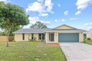 2251 SE Sidonia Street, Port St Lucie, FL 34952