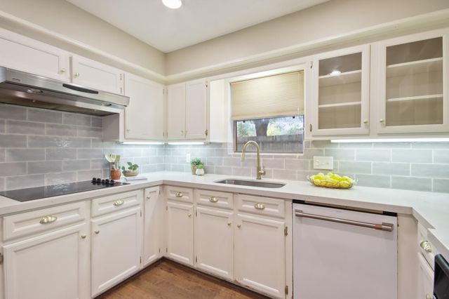 5803 Wanakah Drive, Houston, TX 77069