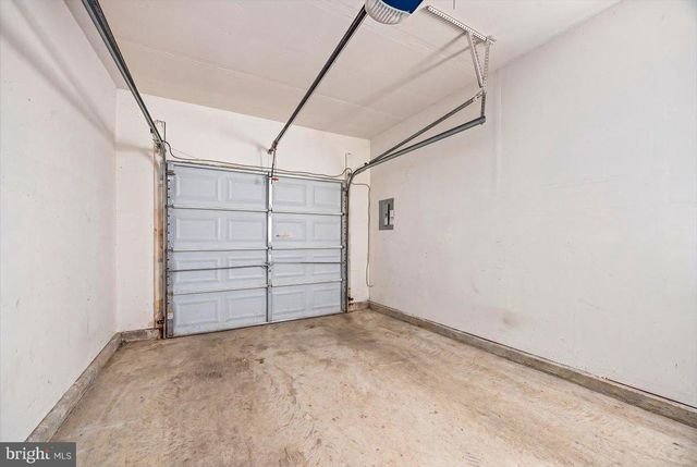 379 BARBADOS DR, Williamstown, NJ 08094