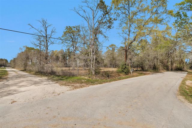 2921 Beasley Road, Conroe, TX 77301