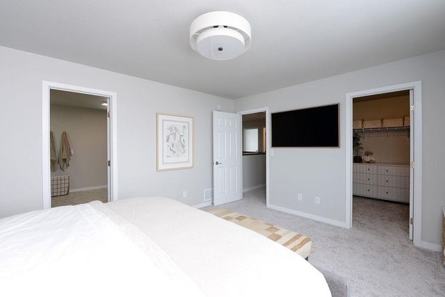 10226 Concord Drive S, Horace, ND 58047