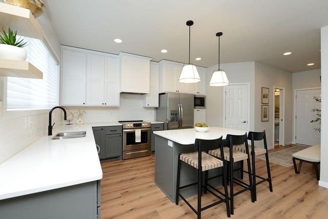 10226 Concord Drive S, Horace, ND 58047