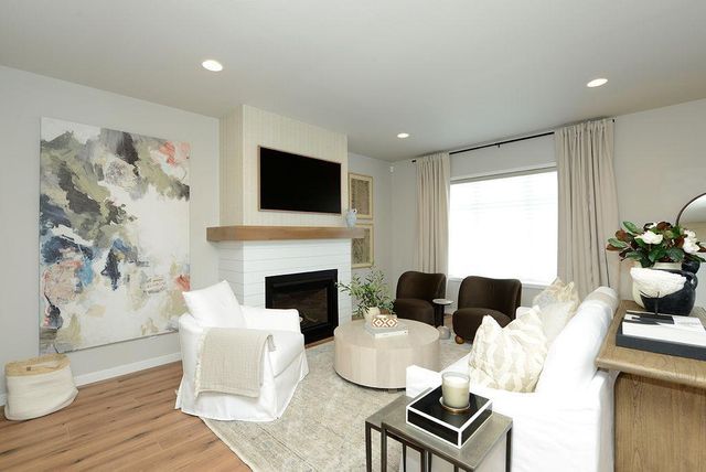 10226 Concord Drive S, Horace, ND 58047