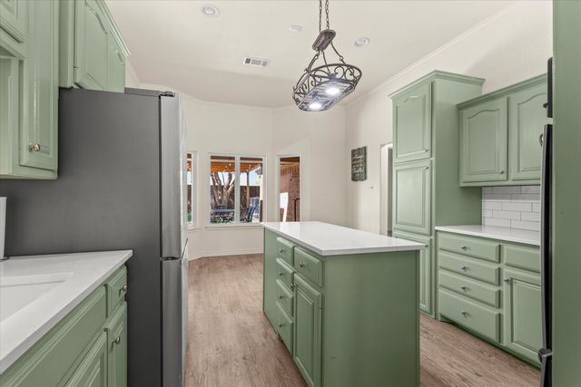 2606 Loyola Street, Lubbock, TX 79415