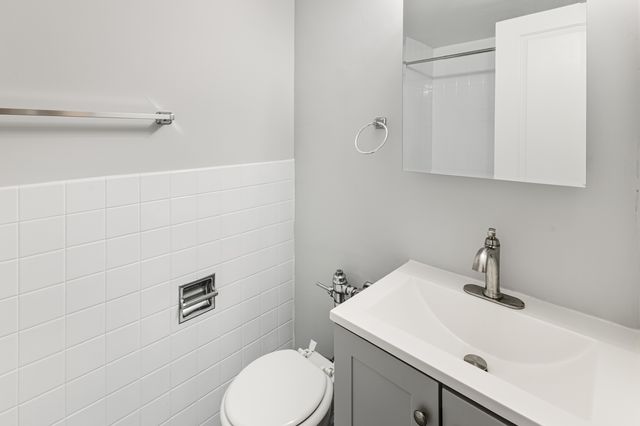 6012 N Kenmore Avenue 4F, Chicago, IL 60660