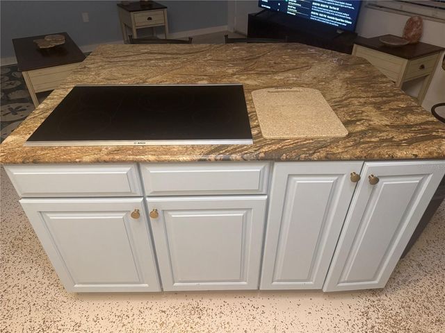 525 MANATEE COURT 21, Venice, FL 34285