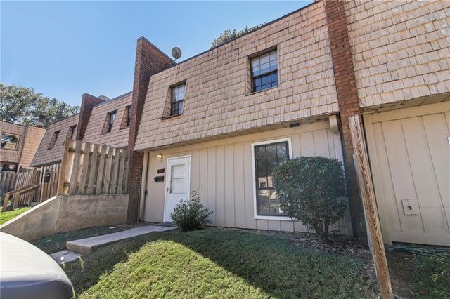 6429 Woodstone Way, Morrow, GA 30260