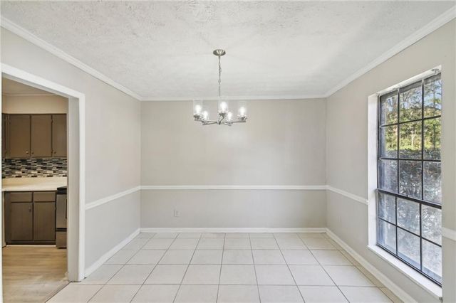 6429 Woodstone Way, Morrow, GA 30260