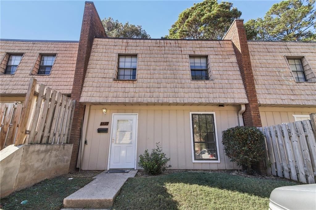 6429 Woodstone Way, Morrow, GA 30260