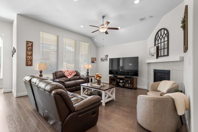 1223 Caraway Lane, Haslet, TX 76052