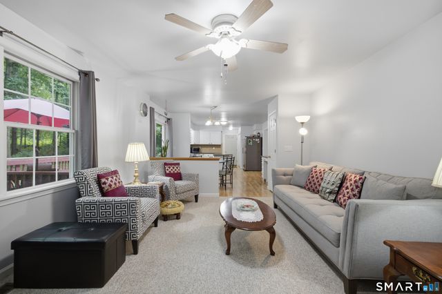 17 Dean Road, East Lyme, CT 06333