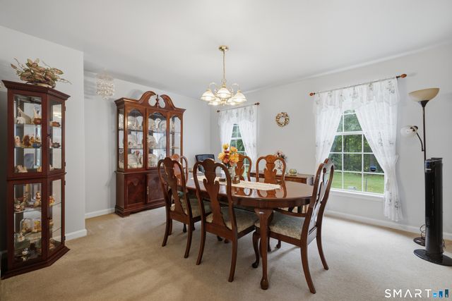 17 Dean Road, East Lyme, CT 06333