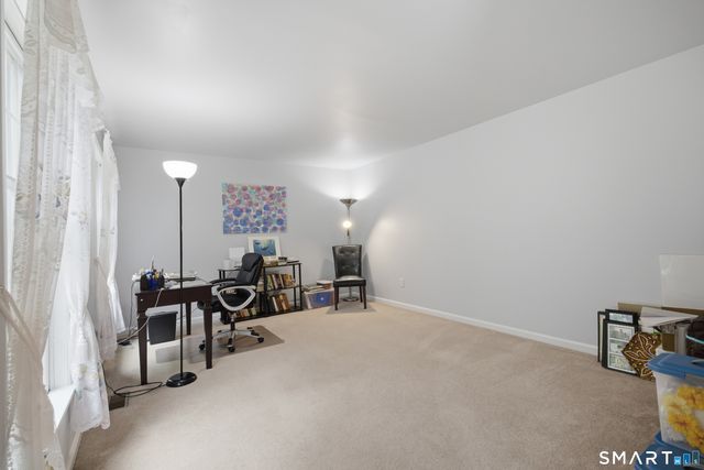 17 Dean Road, East Lyme, CT 06333