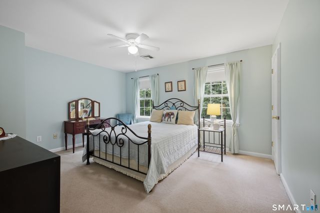 17 Dean Road, East Lyme, CT 06333