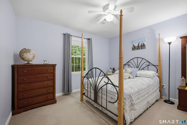 17 Dean Road, East Lyme, CT 06333