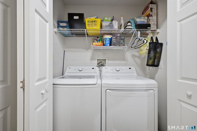 17 Dean Road, East Lyme, CT 06333