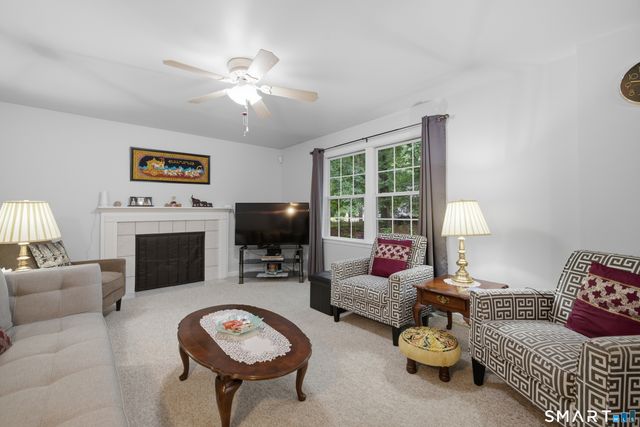 17 Dean Road, East Lyme, CT 06333