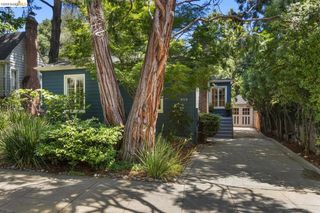 859 Sunnyhills Rd, Oakland, CA 94610