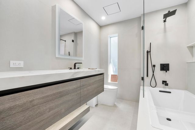 725 NE 36TH Street, Boca Raton, FL 33431