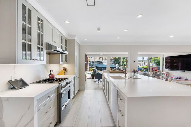 725 NE 36TH Street, Boca Raton, FL 33431
