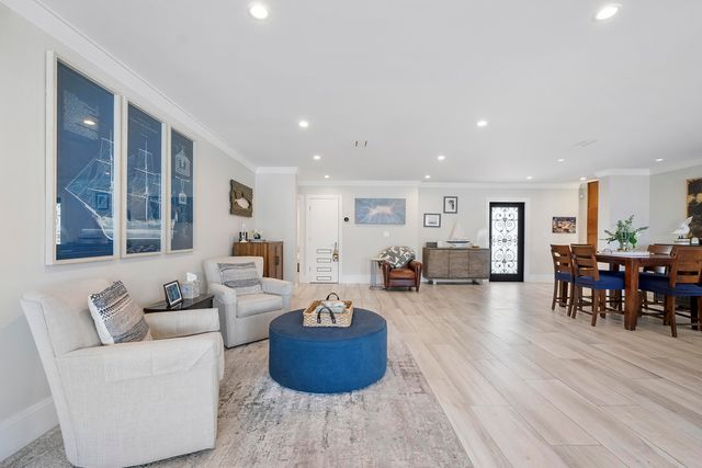 725 NE 36TH Street, Boca Raton, FL 33431