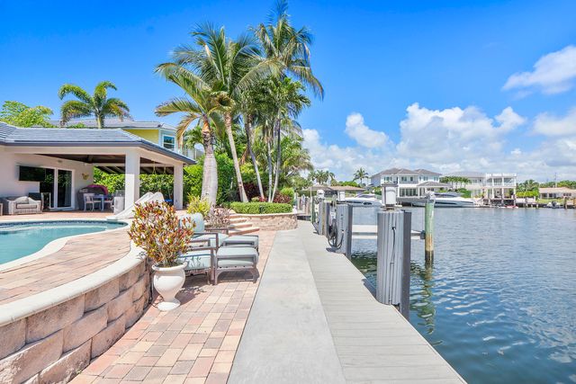 725 NE 36TH Street, Boca Raton, FL 33431