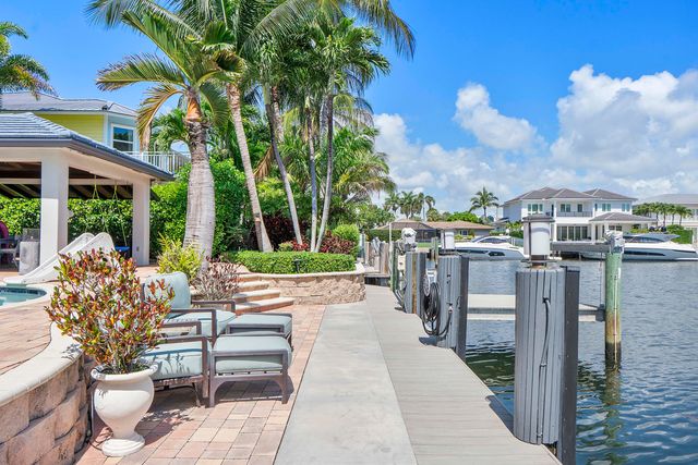 725 NE 36TH Street, Boca Raton, FL 33431