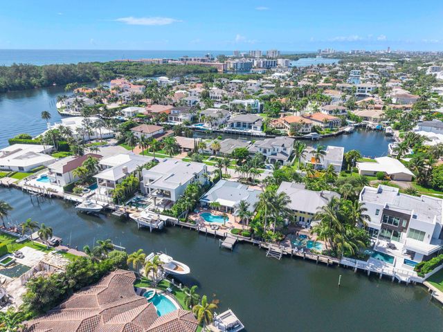 725 NE 36TH Street, Boca Raton, FL 33431