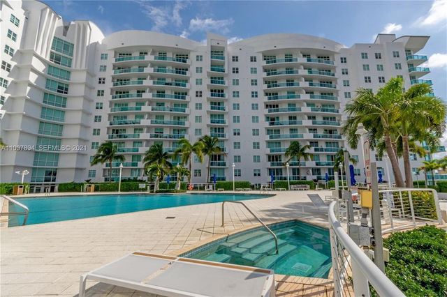 7900 HARBOR ISLAND Drive 1517, North Bay Village, FL 33141