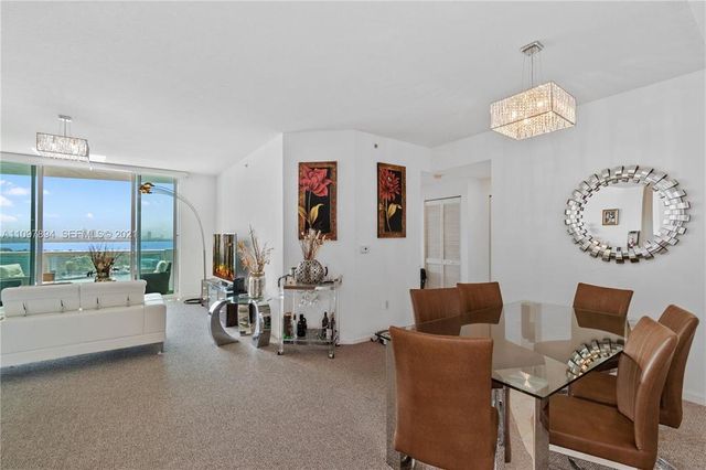 7900 HARBOR ISLAND Drive 1517, North Bay Village, FL 33141