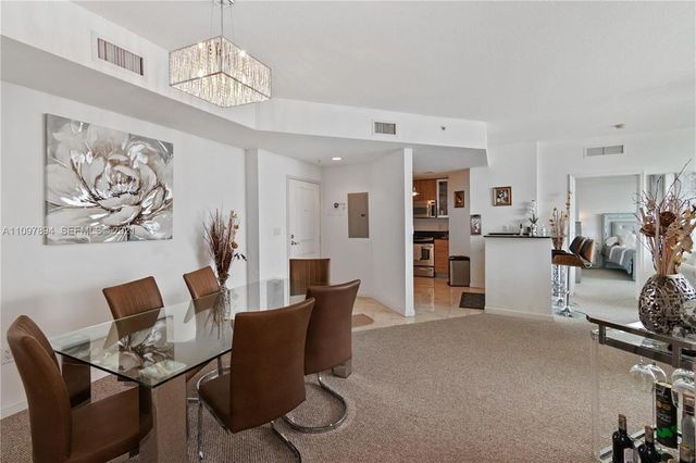 7900 HARBOR ISLAND Drive 1517, North Bay Village, FL 33141