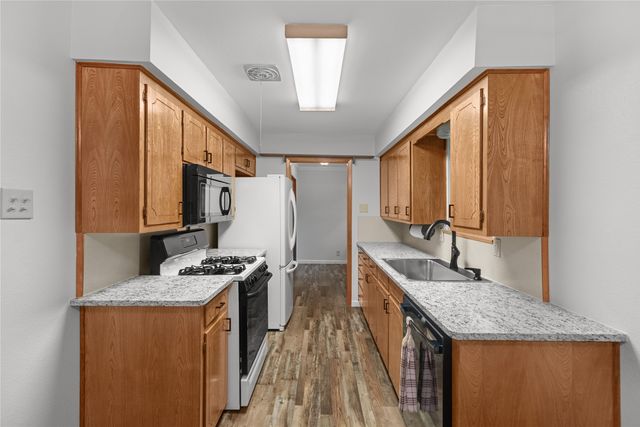 605 S Ricketts Street, Sherman, TX 75092
