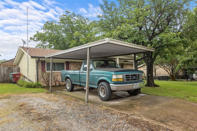 605 S Ricketts Street, Sherman, TX 75092