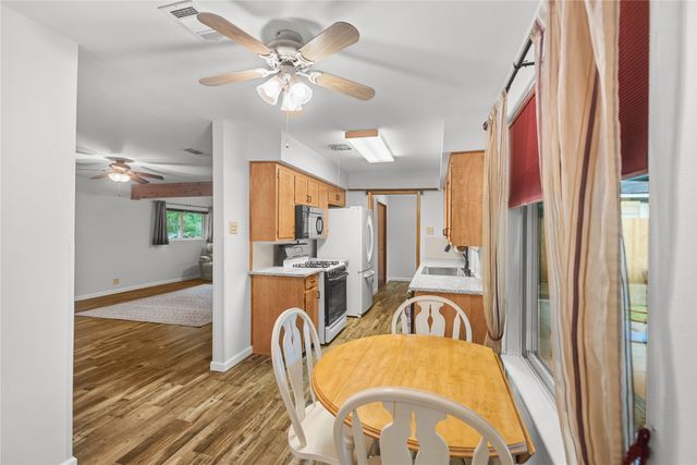 605 S Ricketts Street, Sherman, TX 75092
