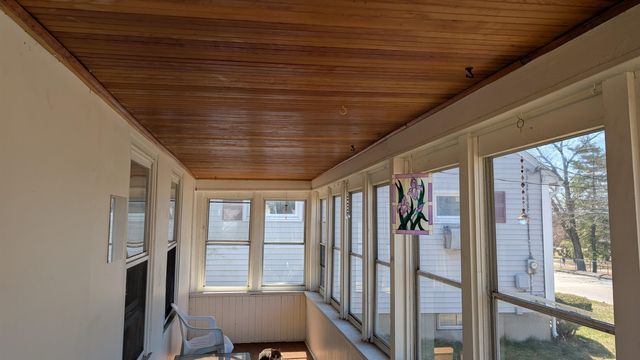 11 Bellevue Street, Manchester, NH 03103