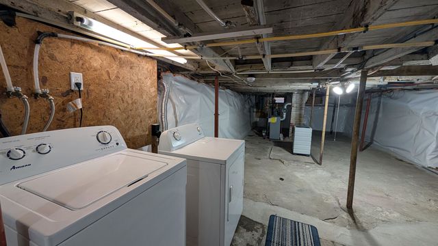 11 Bellevue Street, Manchester, NH 03103