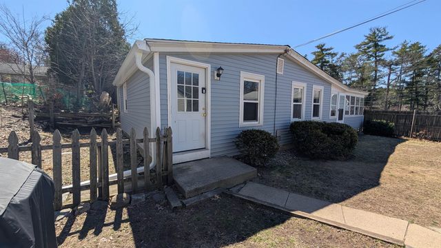 11 Bellevue Street, Manchester, NH 03103