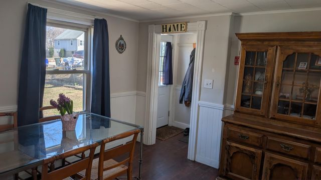 11 Bellevue Street, Manchester, NH 03103