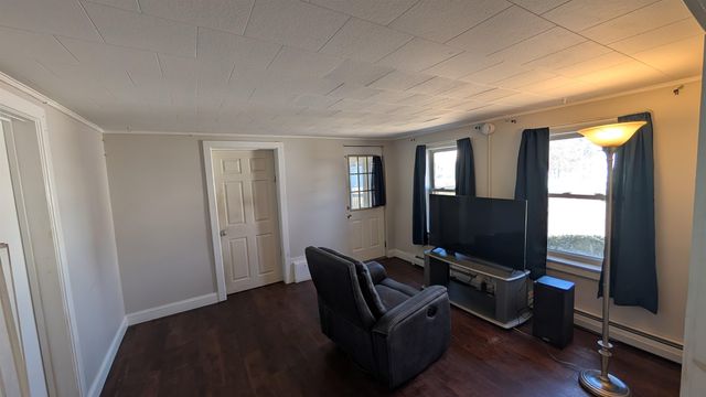 11 Bellevue Street, Manchester, NH 03103