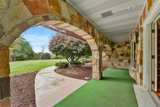 550 Silvis Hollow Rd, Kittanning Twp, PA 16201