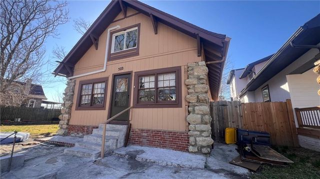 522 Kensington Avenue, Kansas City, MO 64124